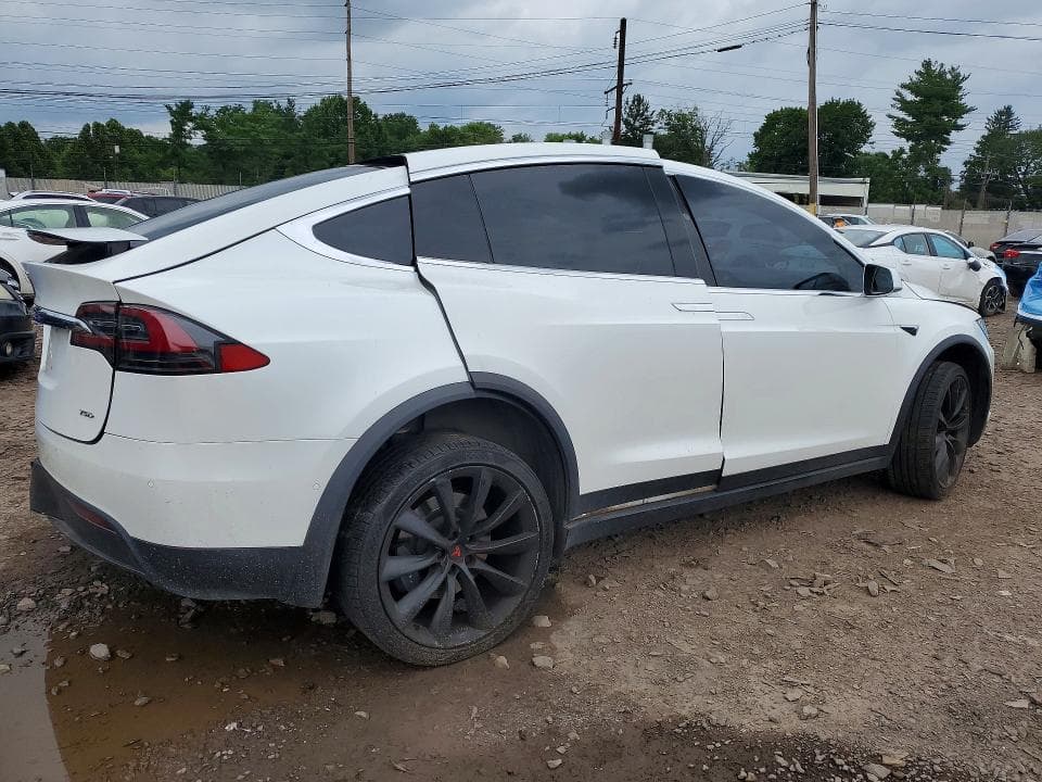 2017 TESLA MODEL X 3
