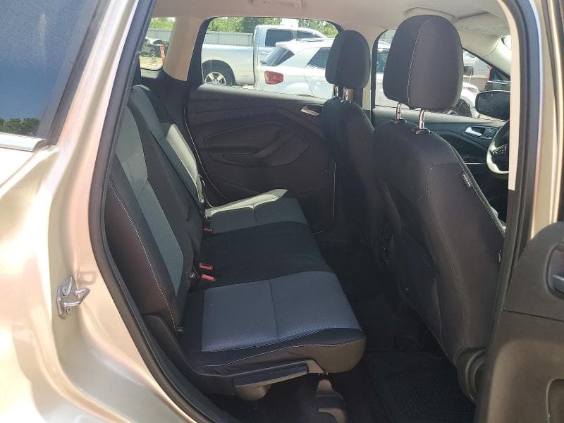 2017 FORD ESCAPE SE 10