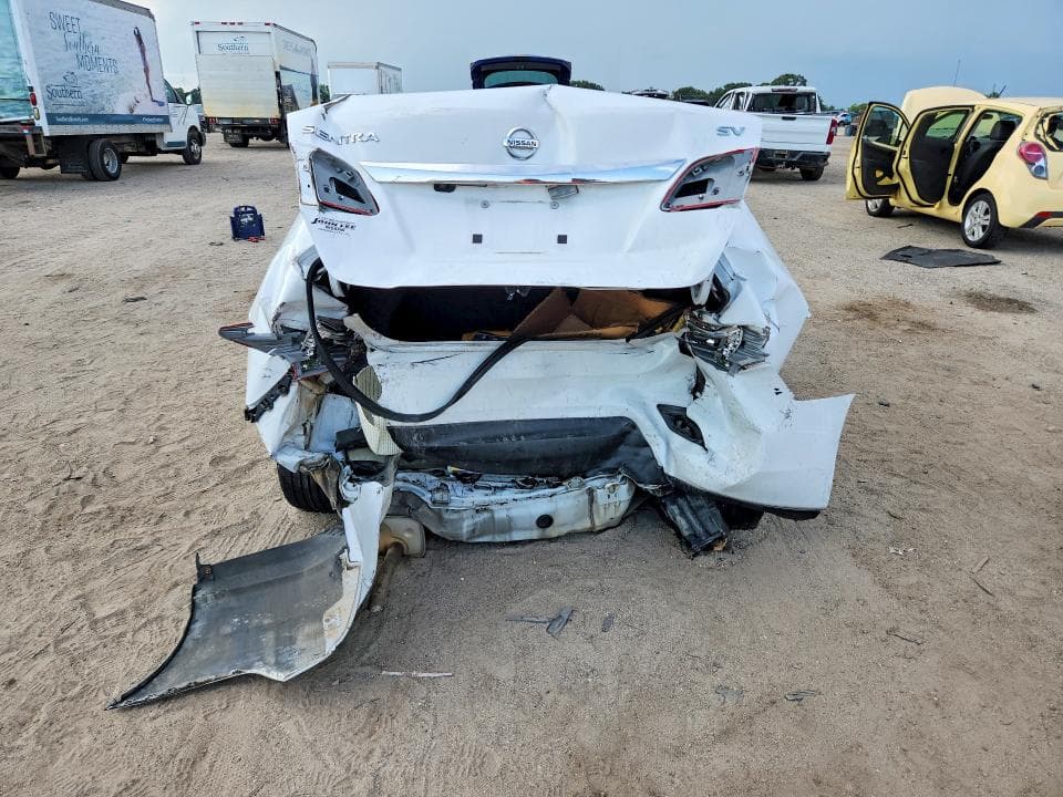 2019 NISSAN SENTRA SV 6