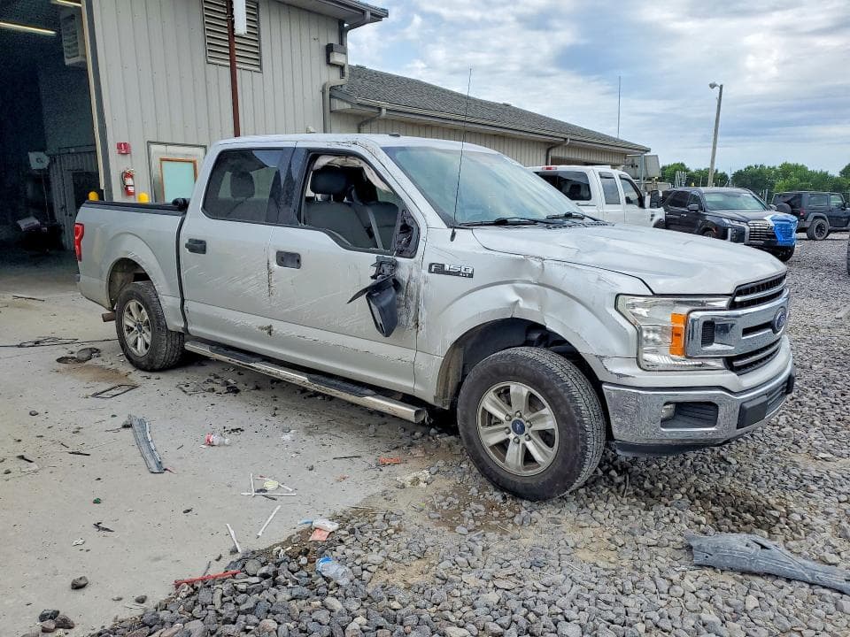 2018 FORD F150 SUPERCREW 4