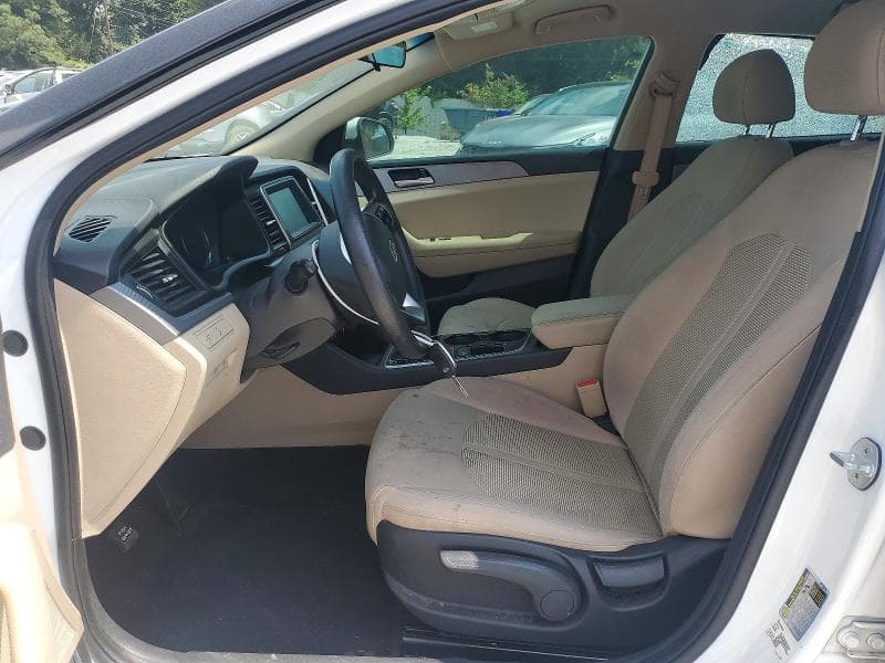 2019 HYUNDAI SONATA SE 7