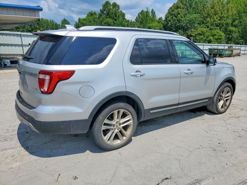 2017 FORD EXPLORER XLT 3