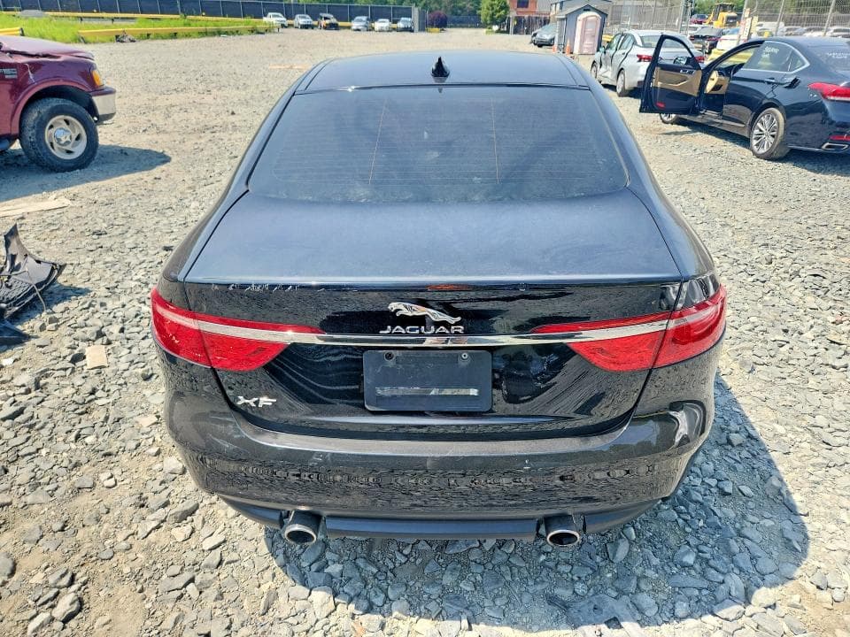 2017 JAGUAR XF PRESTIGE 6