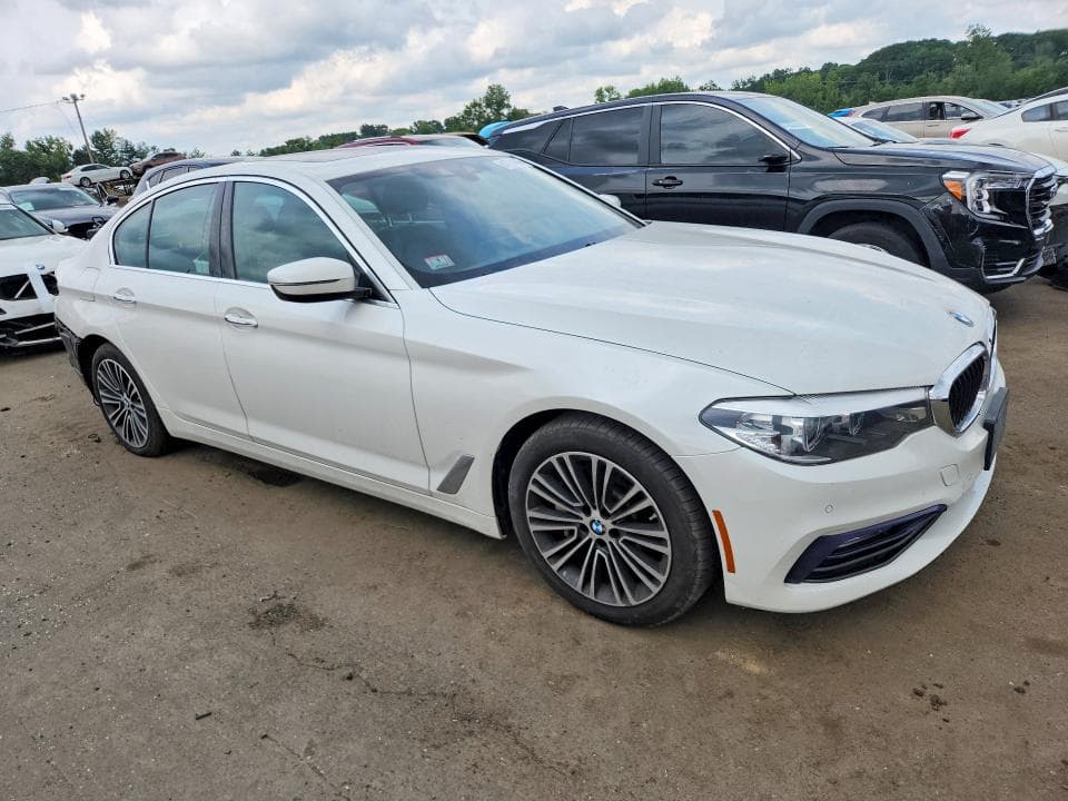 2018 BMW 530 XI 4