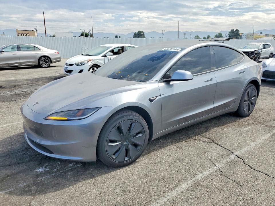 2026 TESLA MODEL 3 - 1