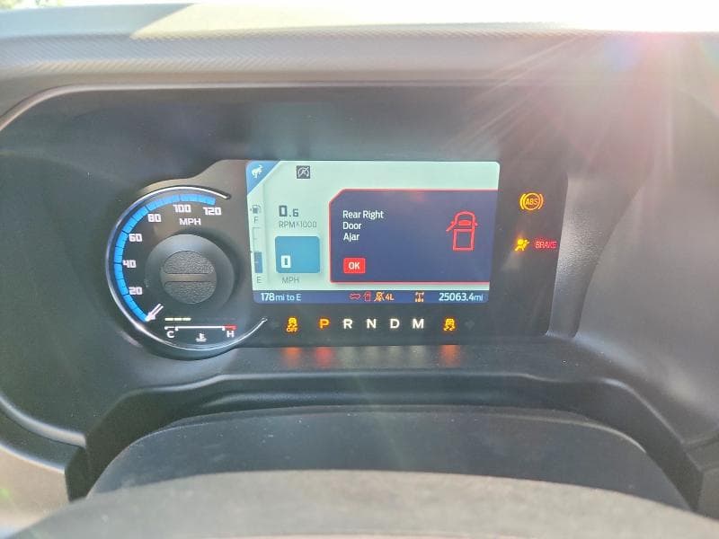 2023 FORD BRONCO BASE 9