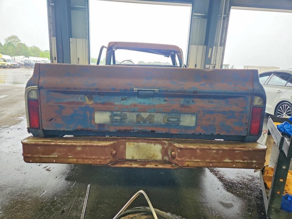 1968 CHEVROLET 2DR 6