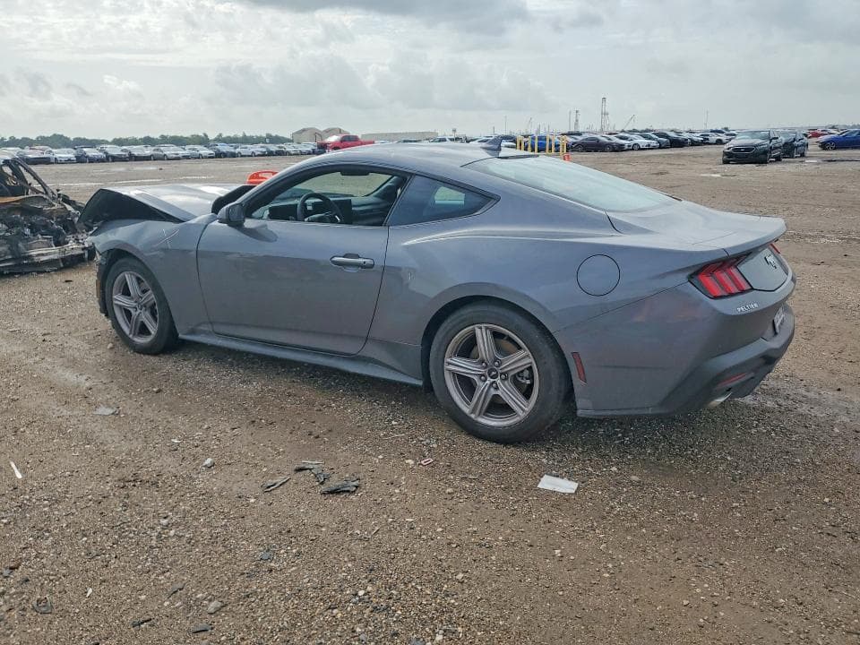 2026 FORD MUSTANG 2