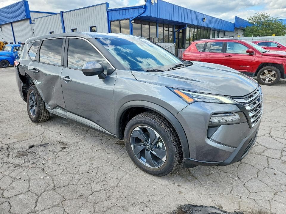 2024 NISSAN ROGUE SV 4