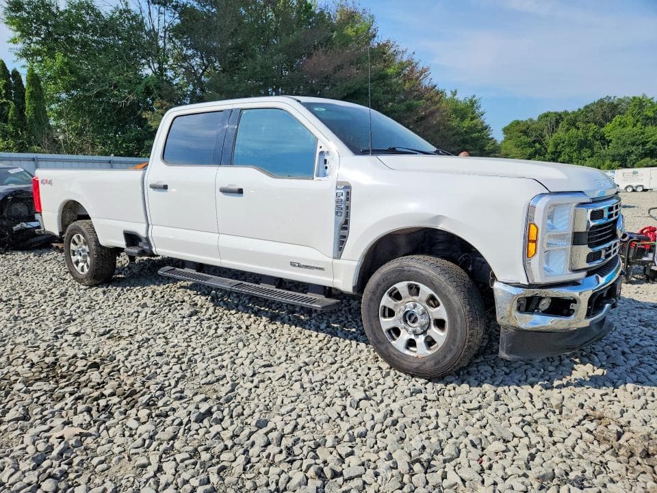 2024 FORD F250 SUPER DUTY 4