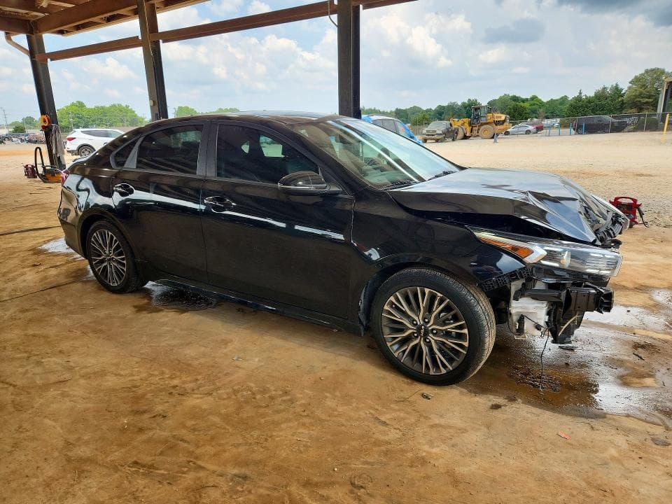 2024 KIA FORTE GT LINE 4
