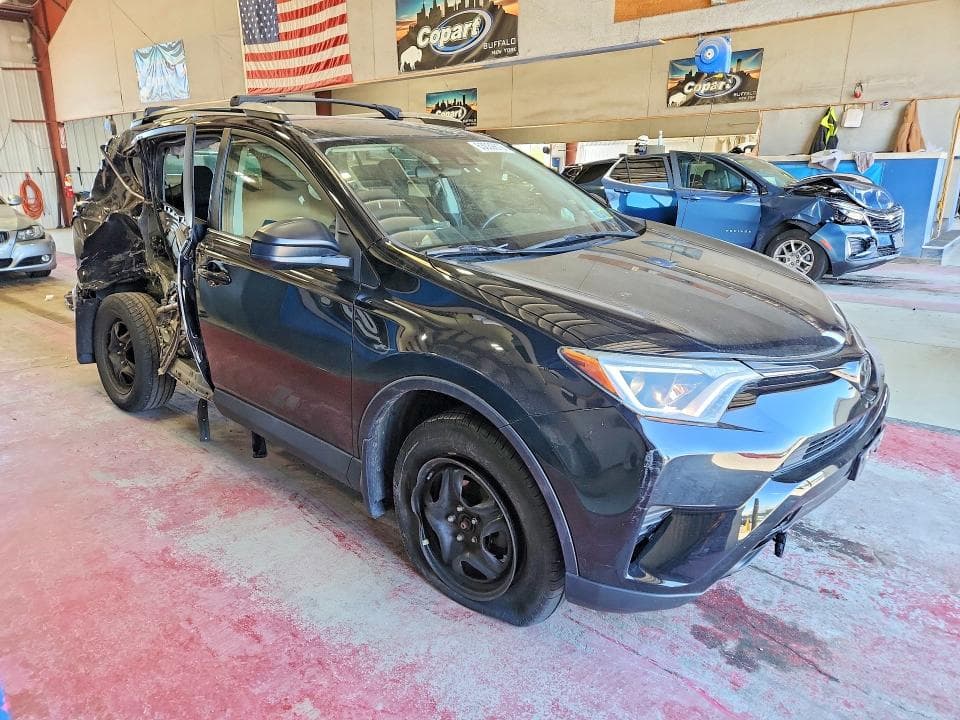 2018 TOYOTA RAV4 LE 4