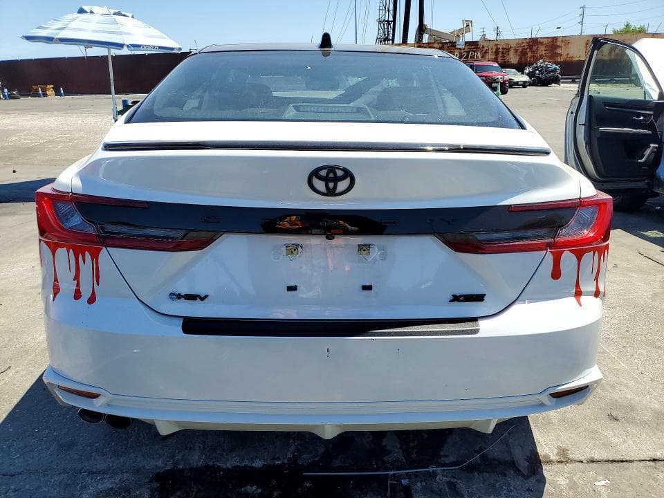 2025 TOYOTA CAMRY XSE 6