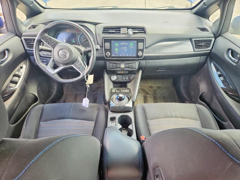 2020 NISSAN LEAF SV 8