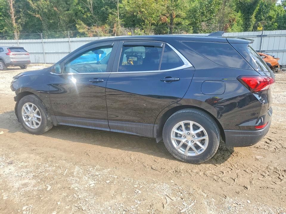 2022 CHEVROLET EQUINOX LT 2