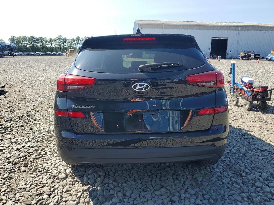 2020 HYUNDAI TUCSON SE 6