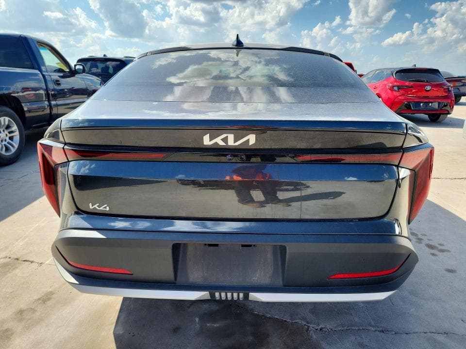 2025 KIA K4 LXS 6