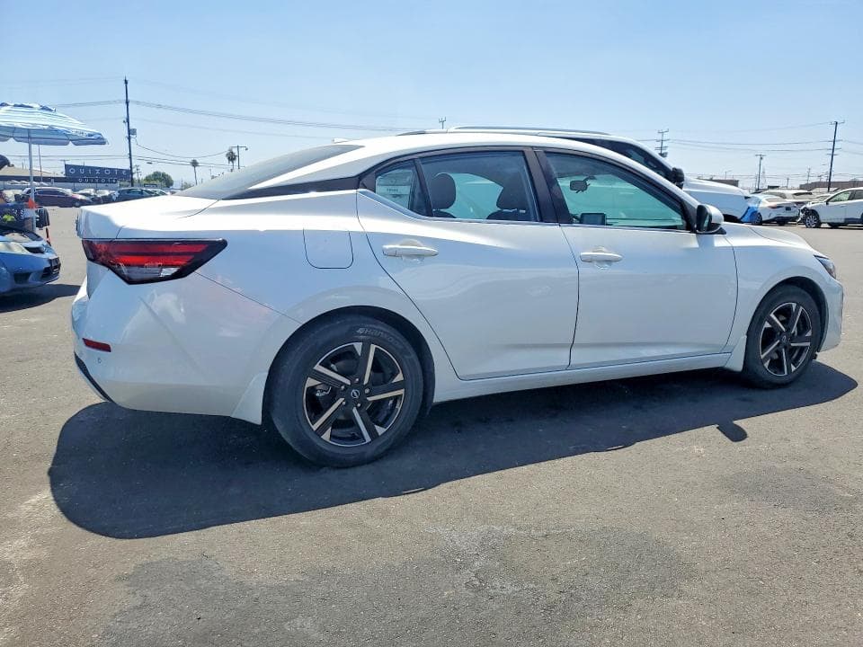 2025 NISSAN SENTRA 3