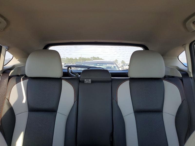 2019 SUBARU CROSSTREK LIMITED 10