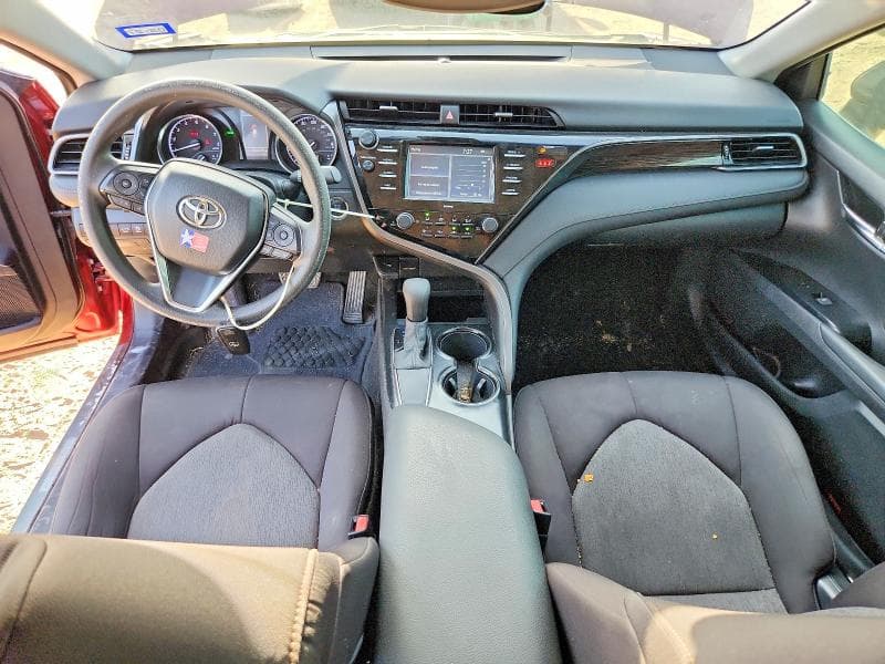 2020 TOYOTA CAMRY LE 8