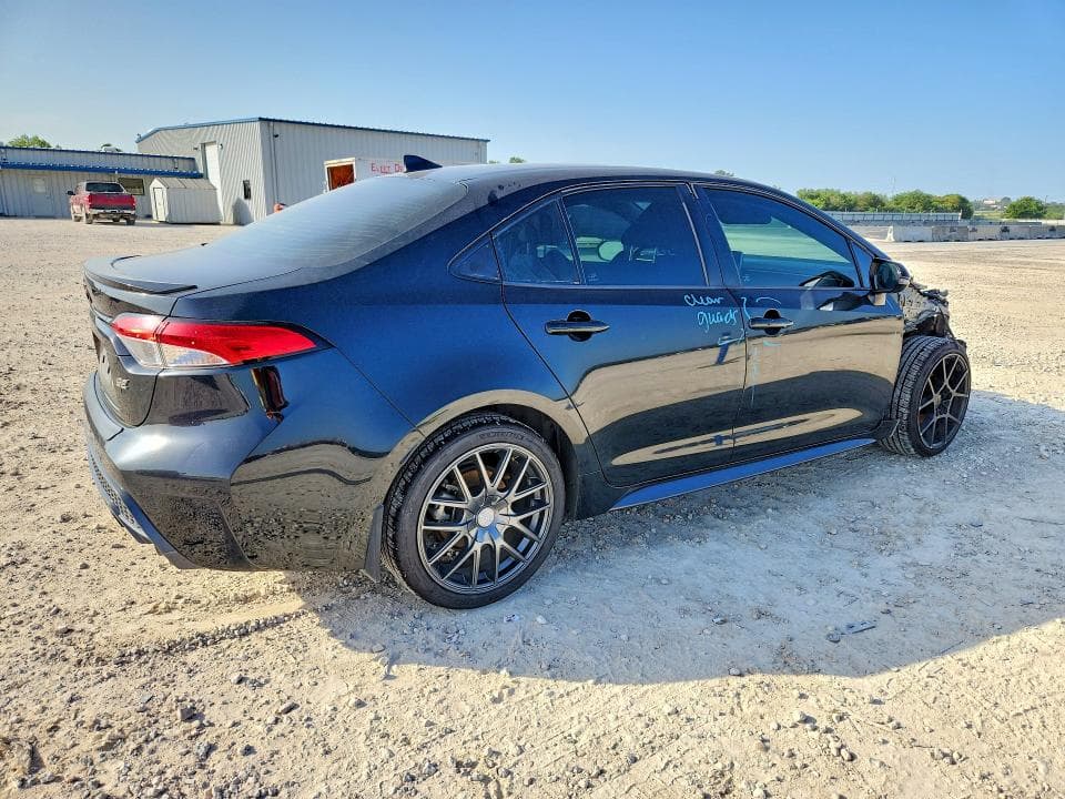 2020 TOYOTA COROLLA SE 3