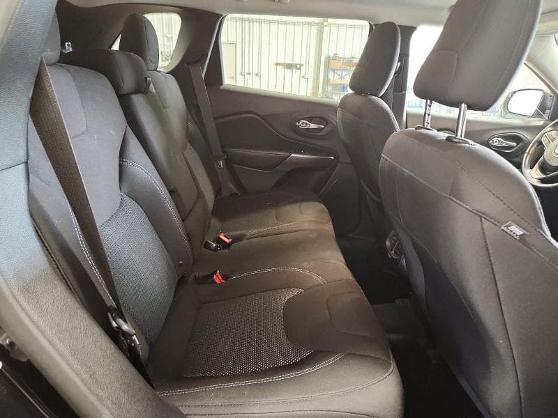 2019 JEEP CHEROKEE LATITUDE 11