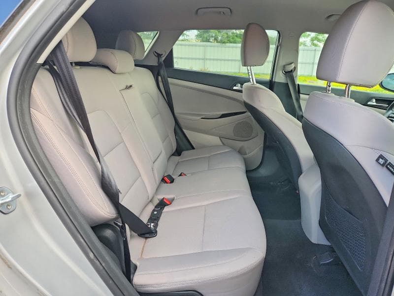 2019 HYUNDAI TUCSON SE 11