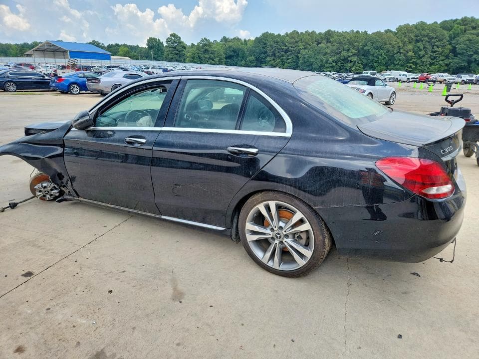 2017 MERCEDES-BENZ C 300 2