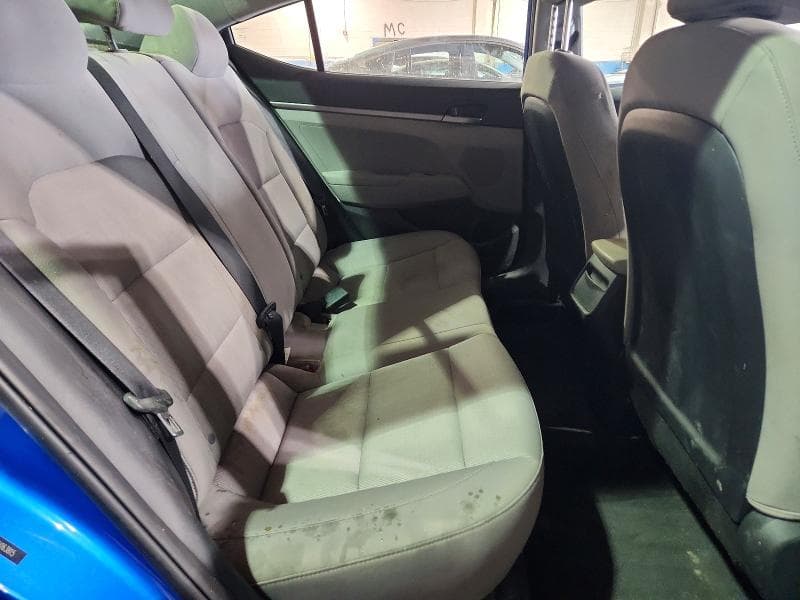 2017 HYUNDAI ELANTRA SE 10