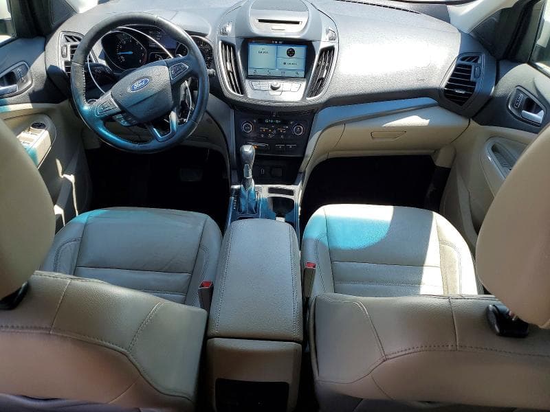 2017 FORD ESCAPE SE 8