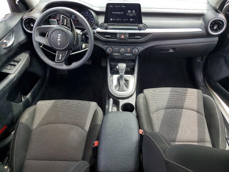 2023 KIA FORTE LXS 8