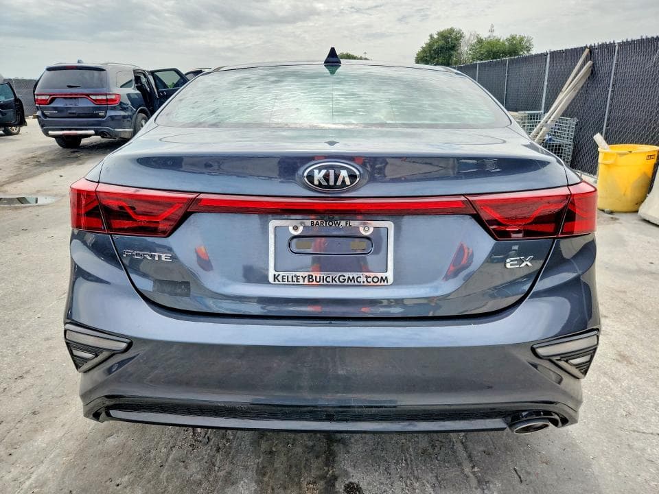 2021 KIA FORTE EX 6