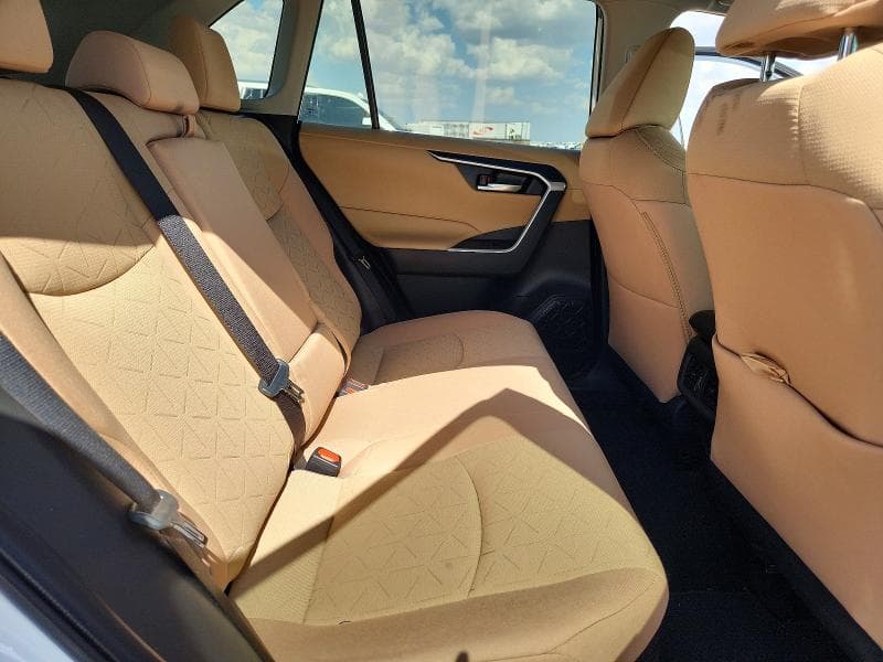 2025 TOYOTA RAV4 HYBRID XLE 11