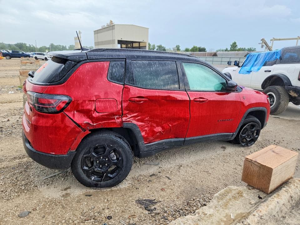 2023 JEEP COMPASS TRAILHAWK 3