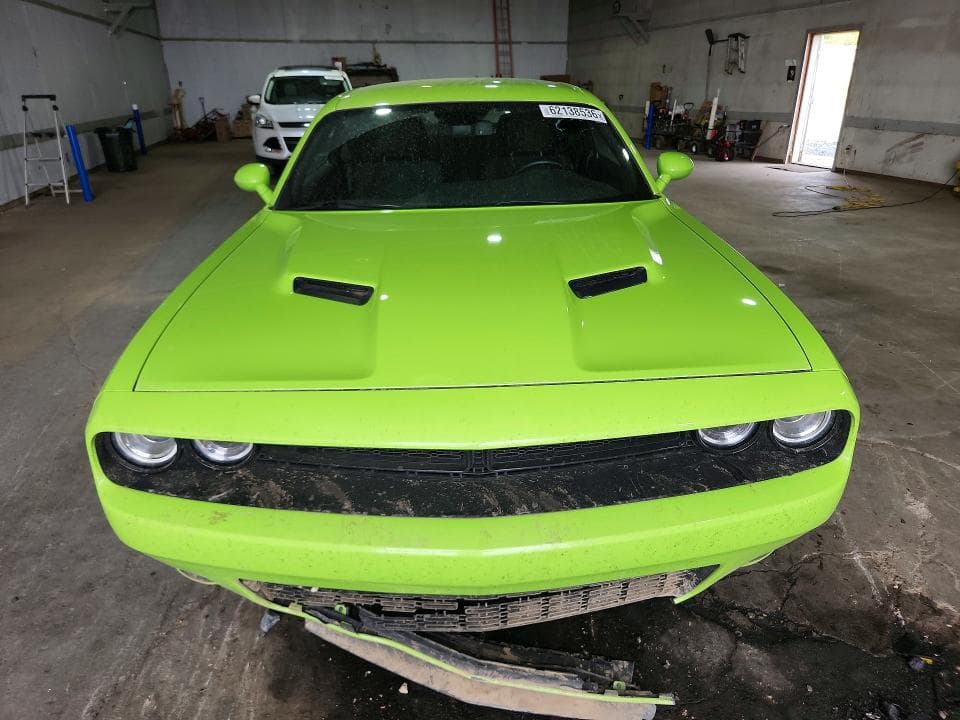 2023 DODGE CHALLENGER SXT 5