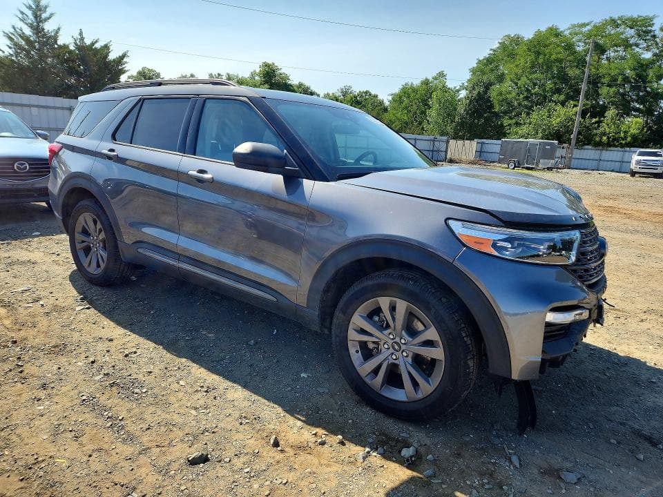 2021 FORD EXPLORER XLT 4