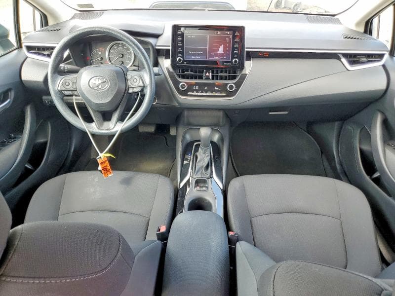 2021 TOYOTA COROLLA LE 8
