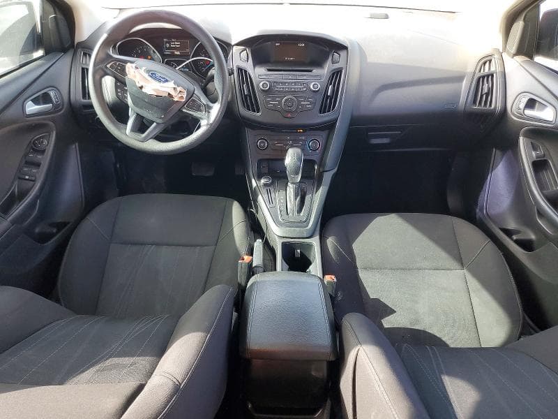2017 FORD FOCUS SE 8