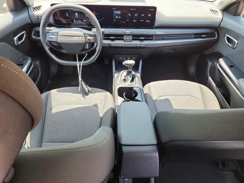 2025 KIA K4 LXS 8