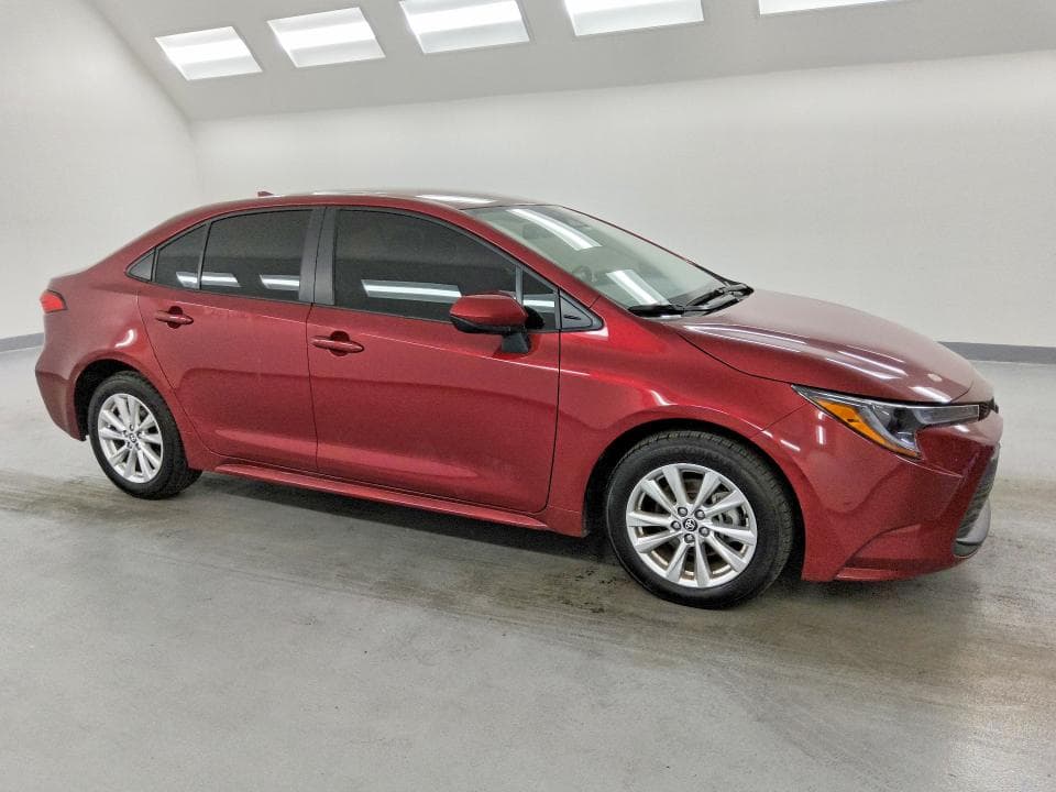 2026 TOYOTA COROLLA LE 4