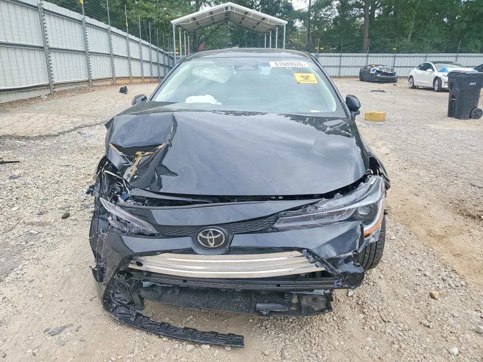 2026 TOYOTA COROLLA LE 5
