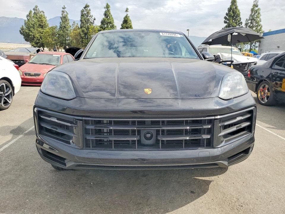 2024 PORSCHE CAYENNE 5