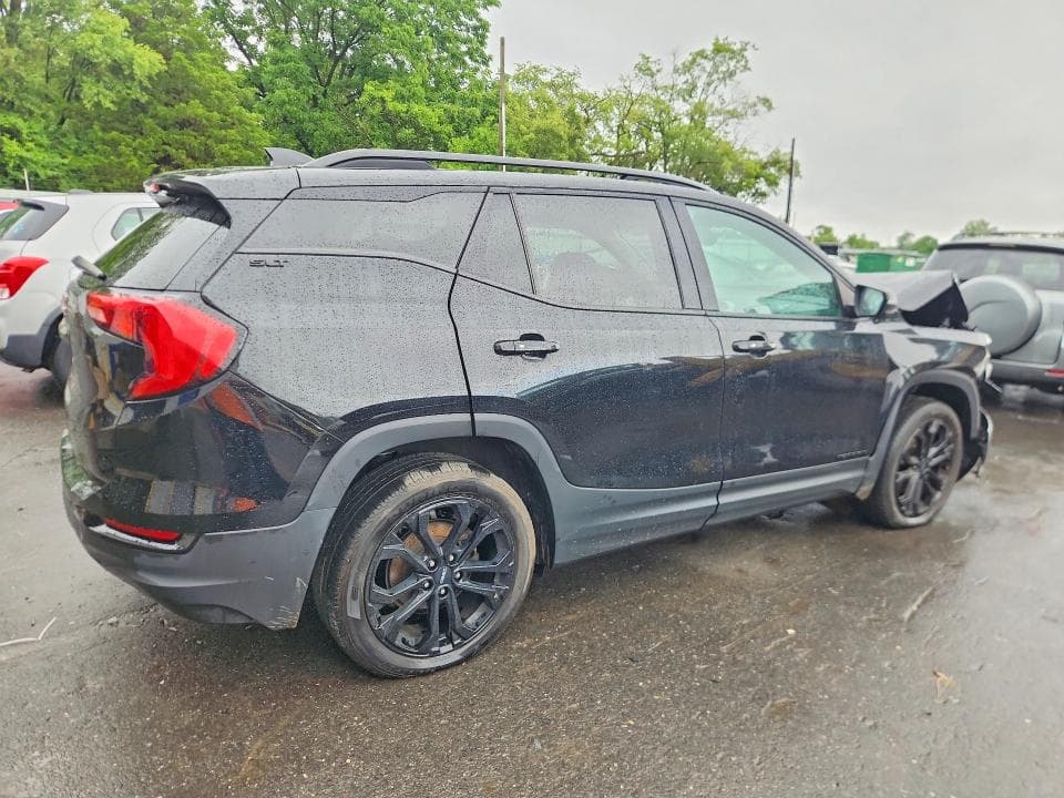 2021 GMC TERRAIN SLT 3