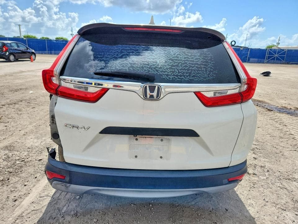 2018 HONDA CR-V LX 6