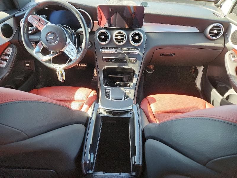 2022 MERCEDES-BENZ GLC 300 8