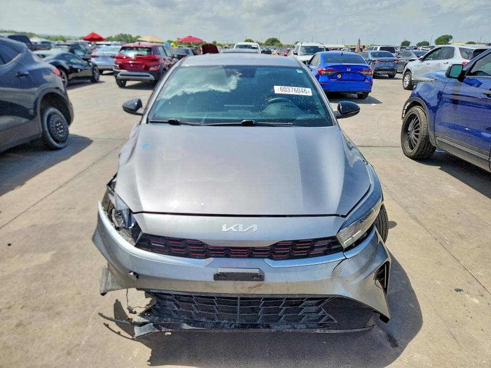 2022 KIA FORTE GT LINE 5