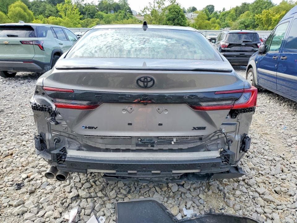 2025 TOYOTA CAMRY XSE 6