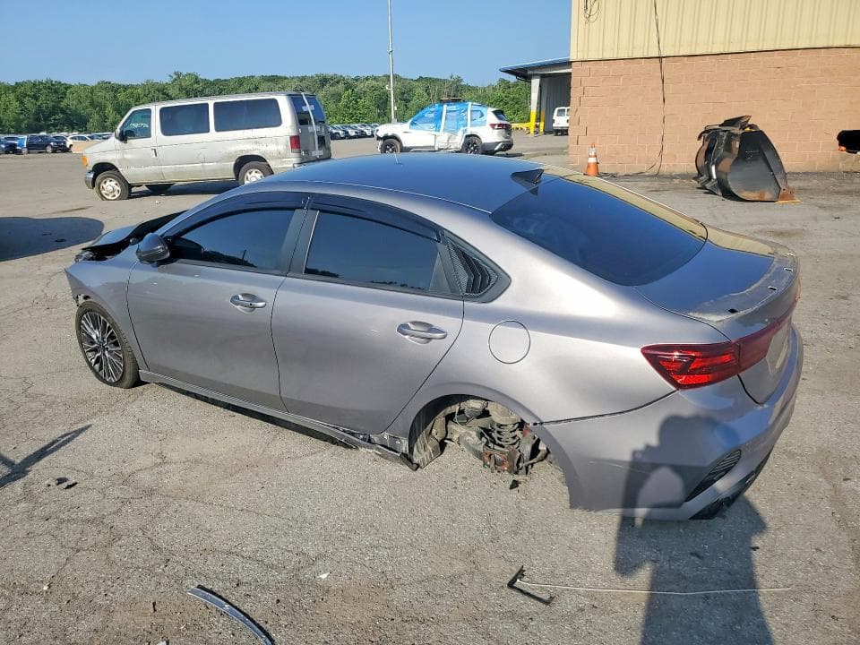 2023 KIA FORTE GT LINE 2