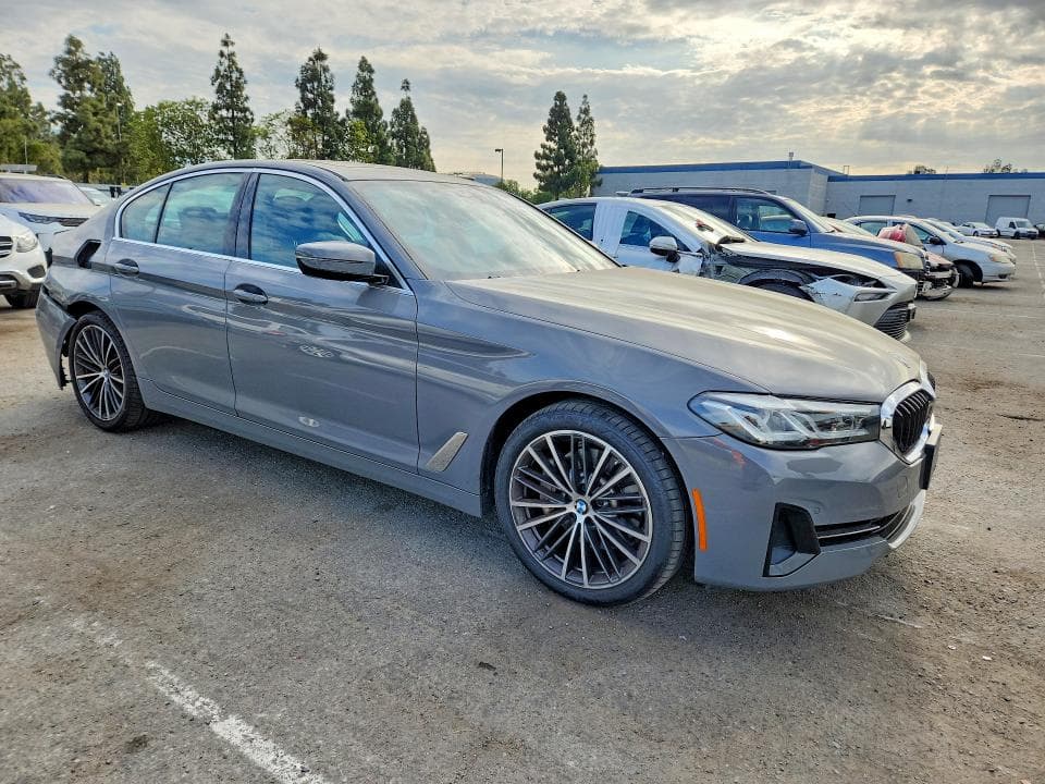 2021 BMW 530E 4