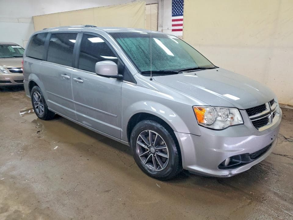 2017 DODGE GRAND CARAVAN SXT 4